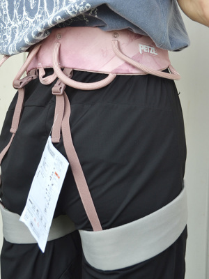 身長156cm/46kg/XS着用