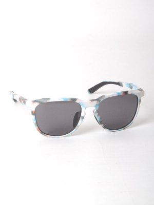 CYAN�i�V�A���j